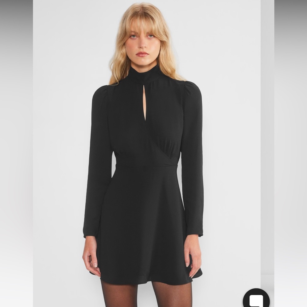 Aritiza wilfred black crepe Lola dress size 6